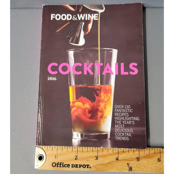 Food & Wine Cocktails 2016 Drink Recipes Mixology Guide Paperback Time Inc Books - Picture 12 of 16